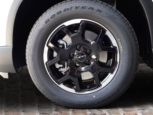 New 2025 Honda Pilot EX-L image 10