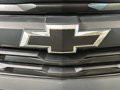 Used 2024 Chevrolet Colorado Trail Boss w/ Advanced Trailering Package AWD/4WD image 9