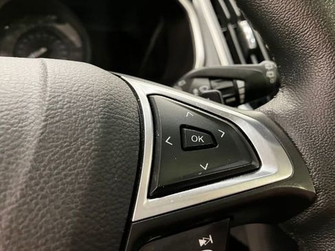 Used 2016 Ford Edge SEL w/ Equipment Group 201A image 28