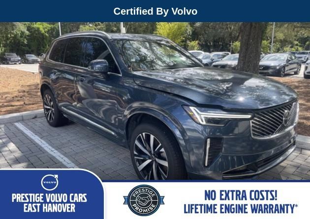 Used 2026 Volvo XC90 B5 Core AWD/4WD image 1