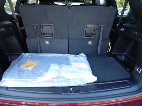 New 2025 Jeep Grand Cherokee L Altitude image 6