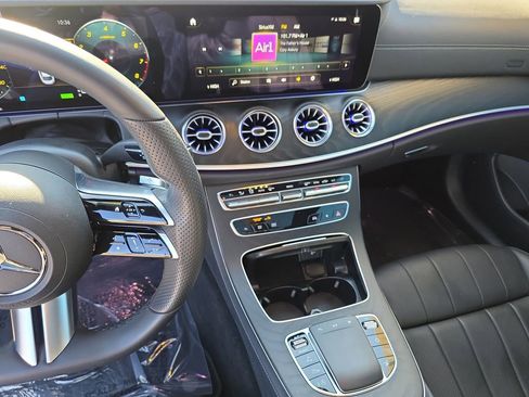 Used 2022 Mercedes-Benz E 450 Coupe image 29