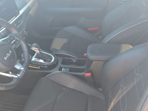 Used 2024 Kia Forte GT-Line FWD image 9