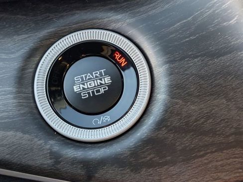 New 2025 Jeep Grand Cherokee L Limited image 24