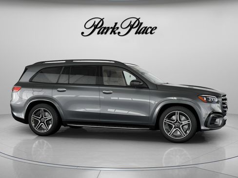 New 2026 Mercedes-Benz GLS 450 450 image 29
