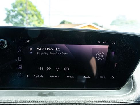 Used 2025 Buick Encore GX Preferred FWD image 18