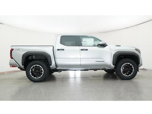 New 2026 Toyota Tacoma TRD Off-Road image 27