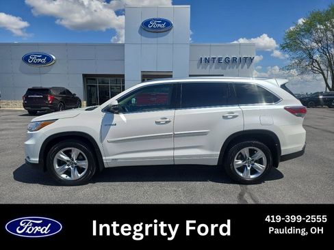 Used 2016 Toyota Highlander Limited w/ Driver Technology Package AWD/4WD image 1