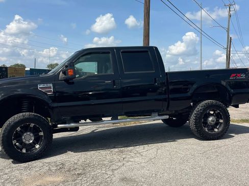 Used 2009 Ford F250 FX4 AWD/4WD image 6