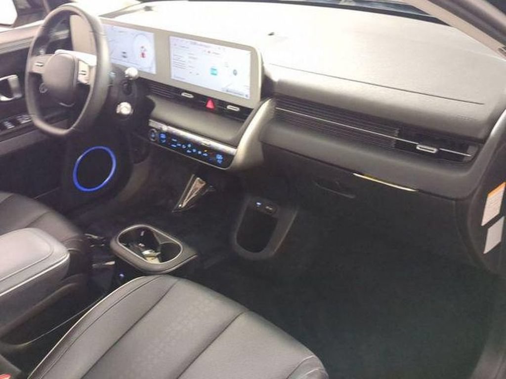 Used 2023 Hyundai Ioniq 5 SEL RWD image 26