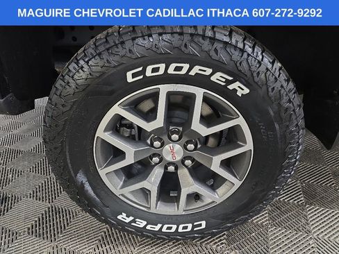 Used 2022 GMC Canyon AT4 w/ Trailering Package AWD/4WD image 13