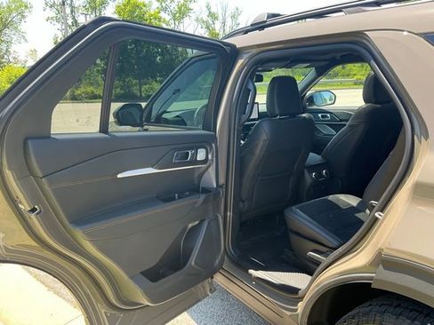 Used 2026 Ford Explorer Tremor w/ Tremor Ultimate Package AWD/4WD image 16