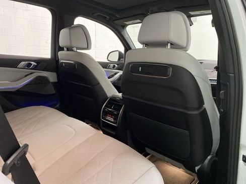 Used 2026 BMW X5 xDrive40i image 23