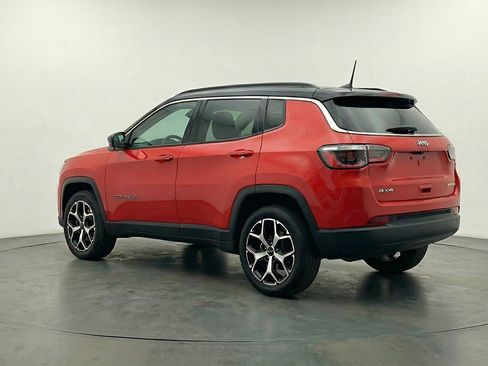Used 2025 Jeep Compass Limited AWD/4WD image 6
