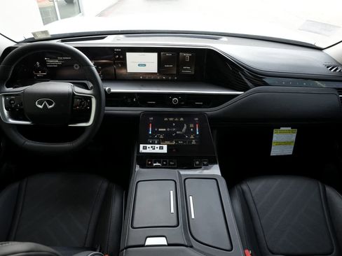 New 2026 INFINITI QX80 Luxe AWD/4WD image 7