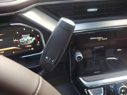 New 2026 GMC Sierra 2500 Denali w/ Denali Reserve Package image 15