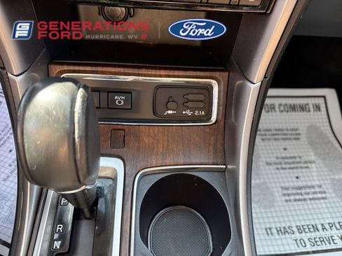 Used 2019 Subaru Ascent Touring image 23