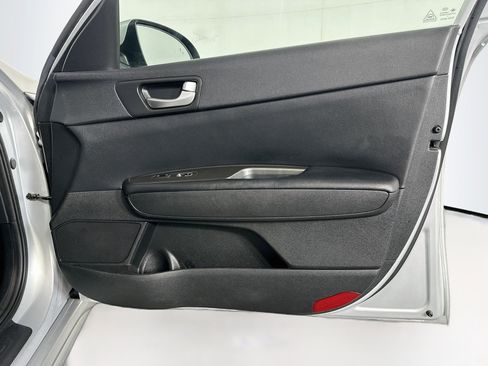 Used 2020 Kia Optima LX FWD image 30