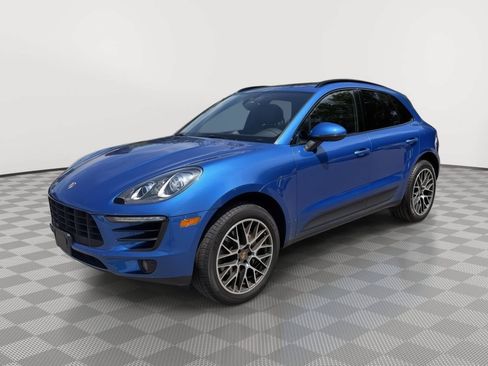 Used 2018 Porsche Macan S AWD/4WD image 3