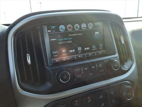 Used 2018 Chevrolet Colorado LT w/ LT Convenience Package RWD image 7
