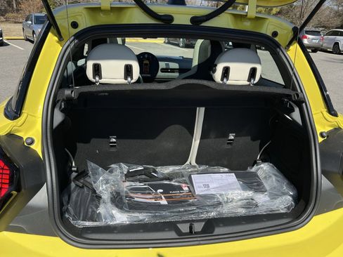 Certified 2025 MINI Cooper S image 24