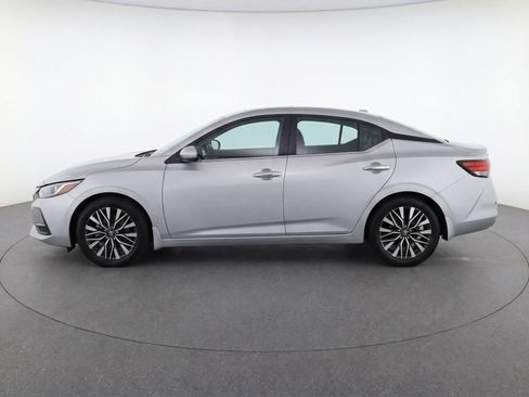 Used 2024 Nissan Altima 2.5 SV FWD image 5