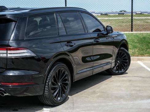 Used 2025 Lincoln Aviator Reserve w/ Jet Appearance Package AWD/4WD image 11