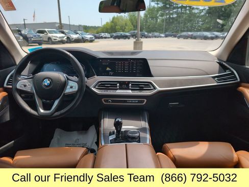 Used 2022 BMW X7 xDrive40i w/ Premium Package AWD/4WD image 15