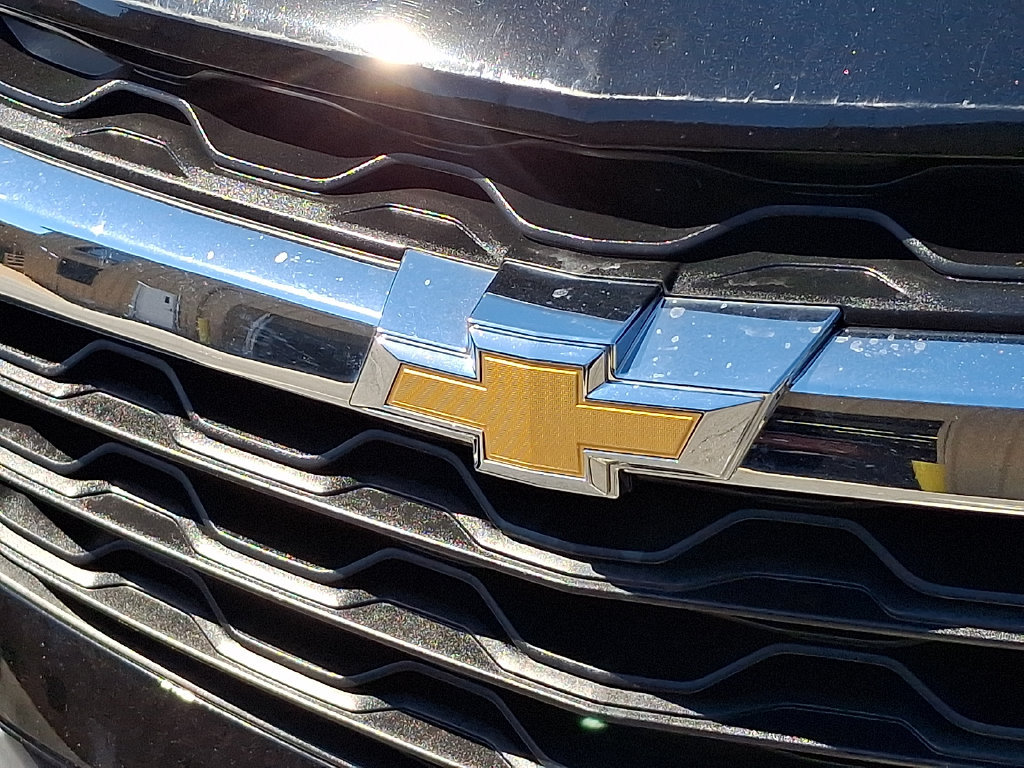 Used 2025 Chevrolet Blazer LT FWD image 5