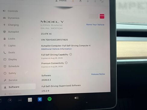 Used 2024 Tesla Model Y Long Range AWD/4WD image 14