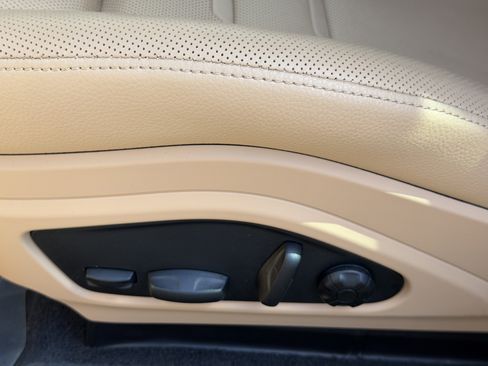 Certified 2023 Porsche Panamera 4S image 26