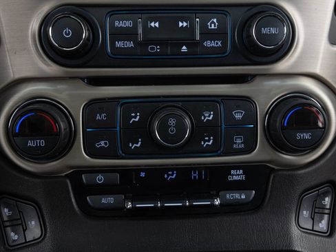 Used 2018 GMC Yukon Denali AWD/4WD image 37