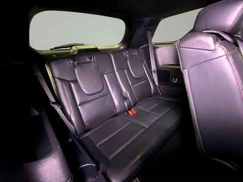 Used 2025 Ford Explorer ST-Line w/ ST-Line Street Pack AWD/4WD image 25