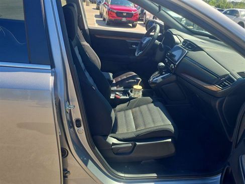 Used 2017 Honda CR-V EX image 18