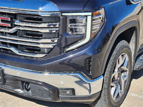 Used 2024 GMC Sierra 1500 SLT image 9