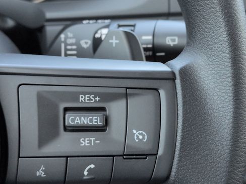 New 2026 Nissan Pathfinder S image 25