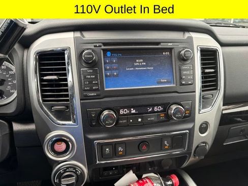 Used 2017 Nissan Titan SV AWD/4WD image 13