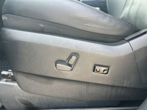 Used 2019 Dodge Grand Caravan GT w/ Safety Sphere Group FWD image 14