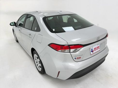 Used 2024 Toyota Corolla LE FWD image 38