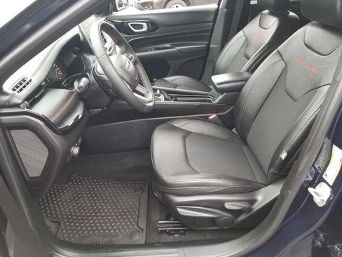 Used 2024 Jeep Compass Trailhawk w/ Trailer Tow Group image 10