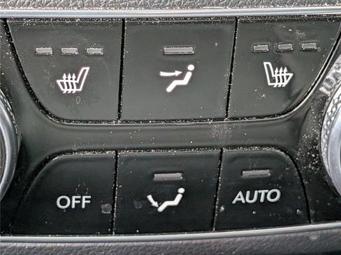 Used 2022 Genesis GV70 3.5T Sport w/ Sport Prestige Package AWD/4WD image 15