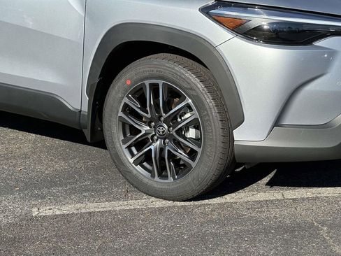 Used 2026 Toyota Corolla Cross XLE w/ Convenience Package image 25