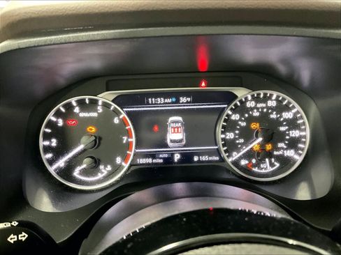 Used 2023 Nissan Rogue SV image 24