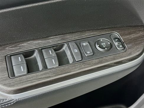 Used 2018 Honda Clarity Plug-In Hybrid image 17