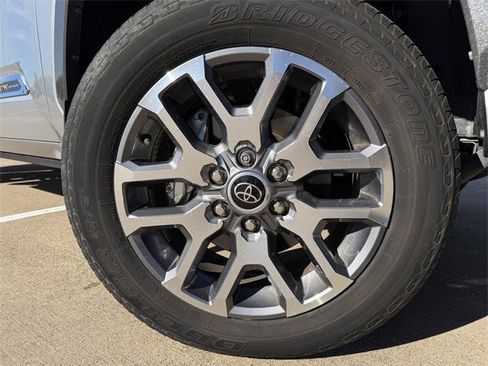 Used 2022 Toyota Tundra 1794 Edition image 11