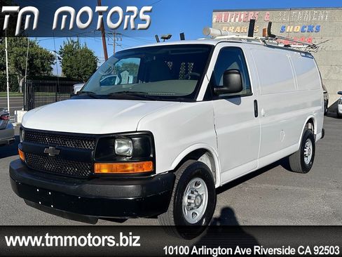 Used 2012 Chevrolet Express 2500 RWD image 1