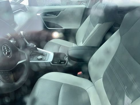 Used 2023 Toyota RAV4 Limited image 11