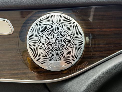 Used 2019 Mercedes-Benz GLC 300 4MATIC w/ AMG Line image 24