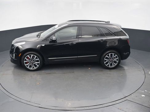 Certified 2024 Cadillac XT5 Sportv w/ LPO, Red Accent Package image 41