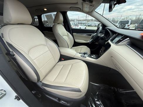 Used 2022 INFINITI QX50 Luxe w/ Cargo Package image 29